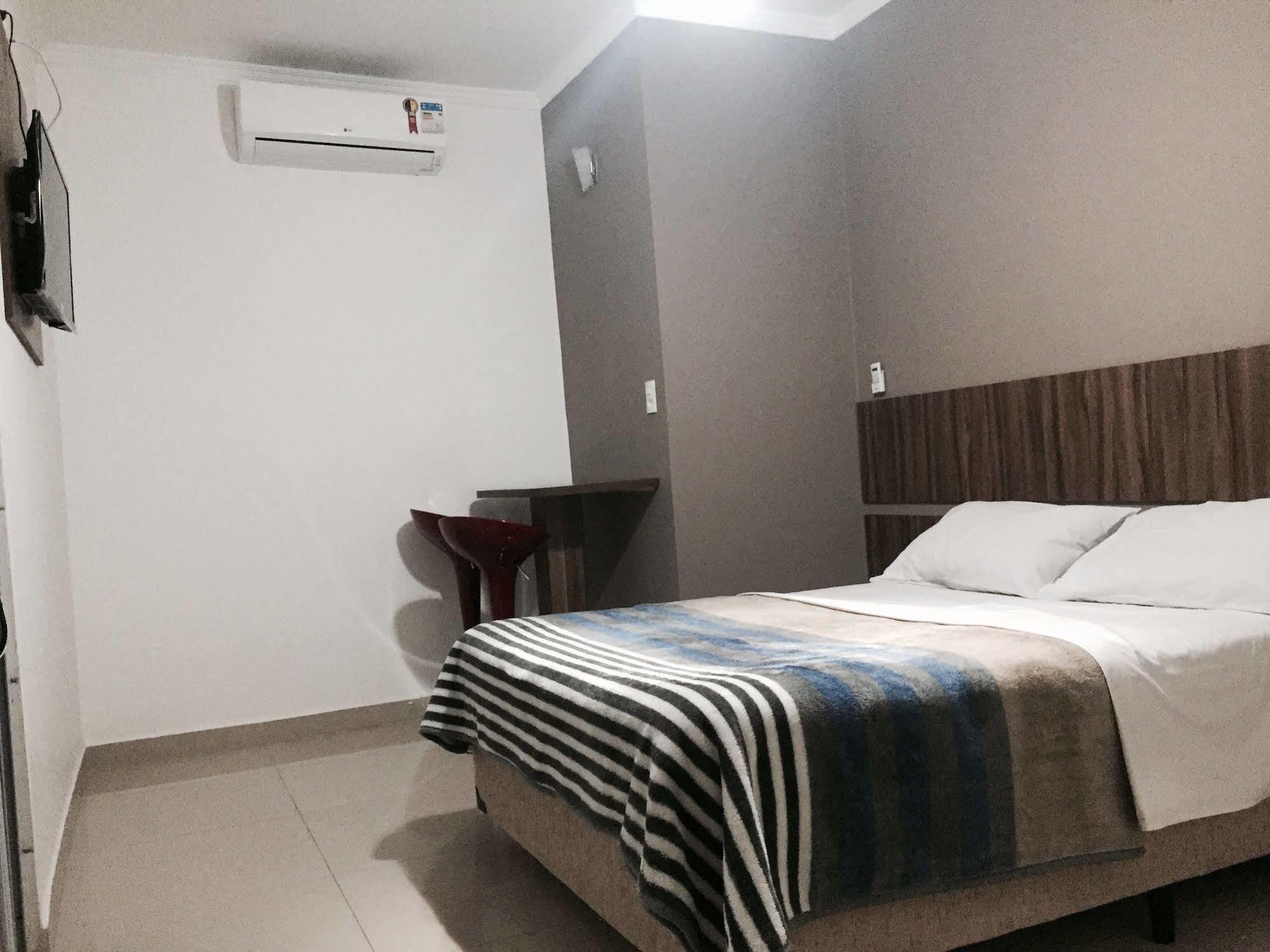 גווארולוס Hotel Tupinamba מראה חיצוני תמונה