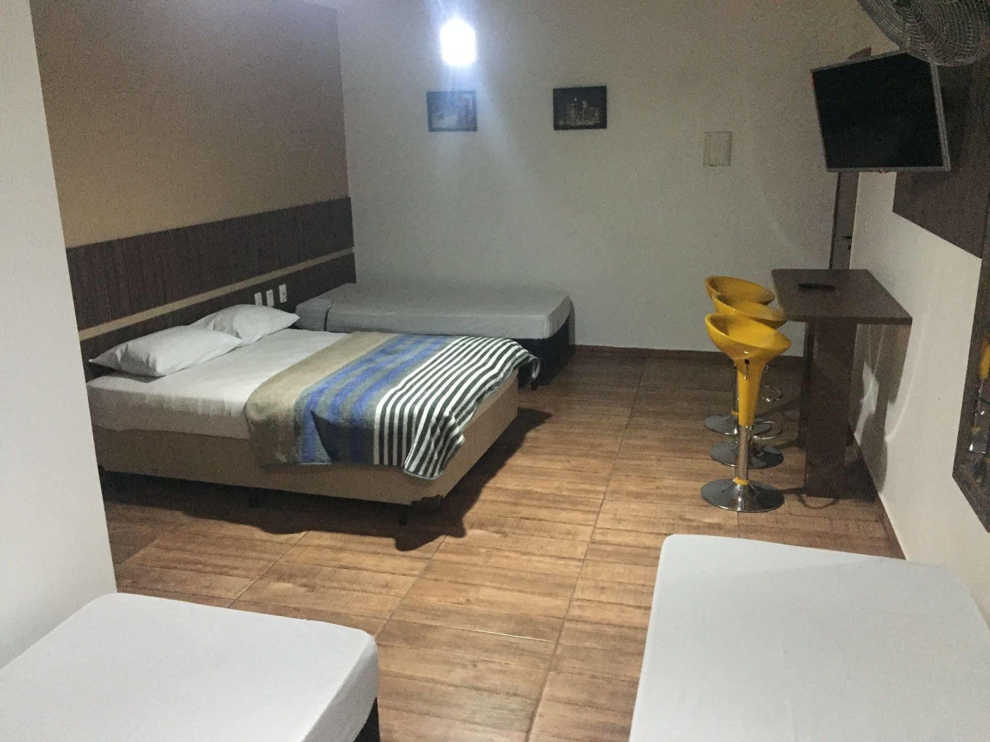 גווארולוס Hotel Tupinamba מראה חיצוני תמונה